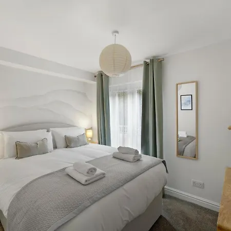 شقة 1 Bed In Oc-lr189 *